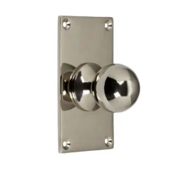 Rund knopp med bottenplatta - Nickel 40 x 70 mm