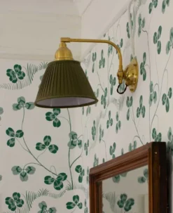 Vägglampa - Gripenberg mässing, vit tygskärm, brun