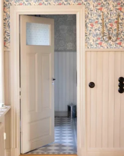 William Morris & Co. Tapet - Arbutus Woad/Russet